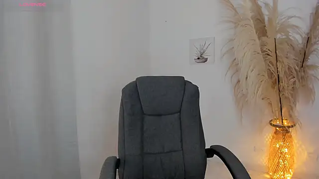 sarita1412 online show from 12.18.25