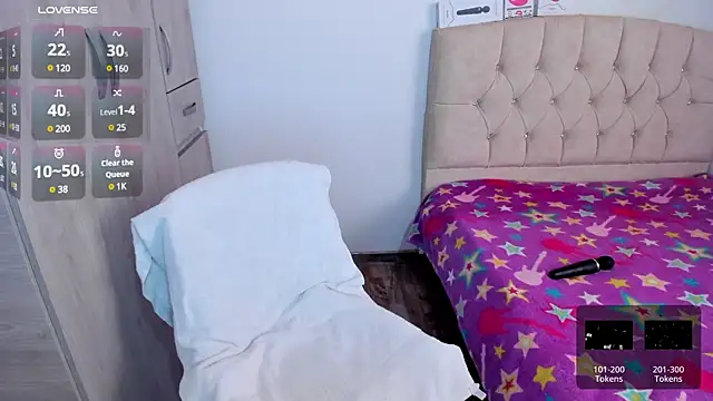 emily1  online show from 12.15.24