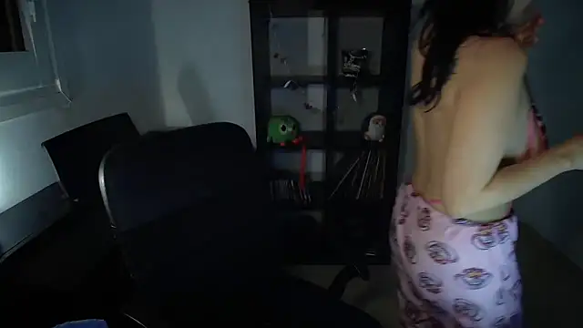 Windy butterfly online show from 11.03.25