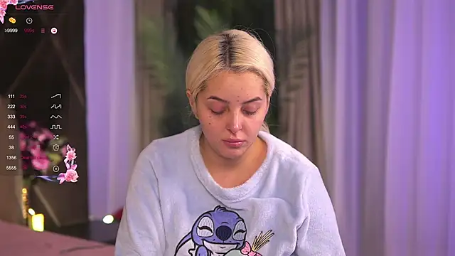 VictoriaMorrone online show from 02.27.25