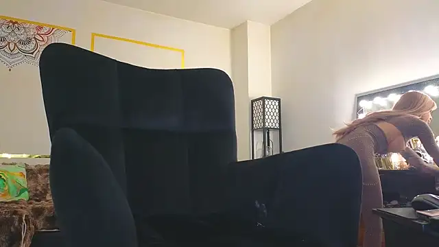 PandoraVolkov online show from 02.18.25