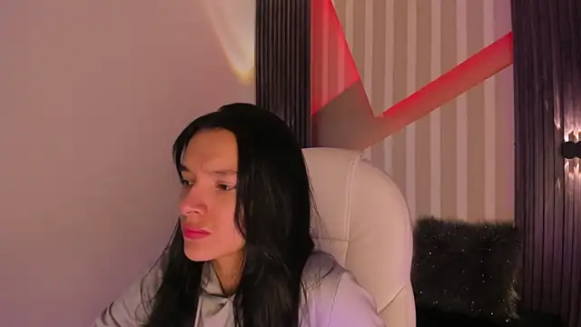  shantal smith online show from 04.24.26