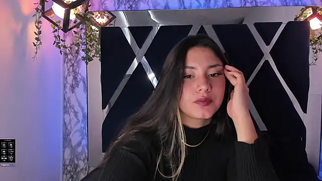 Lia 14  online show from 01.04.25