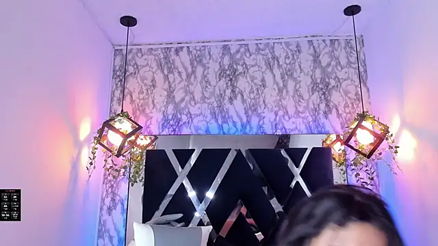 Lia 14  online show from 01.05.25