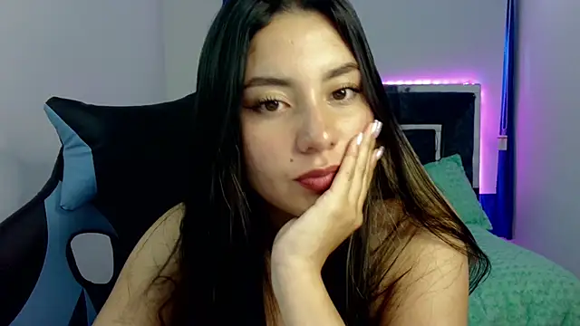 Lia 14  online show from 03.05.25