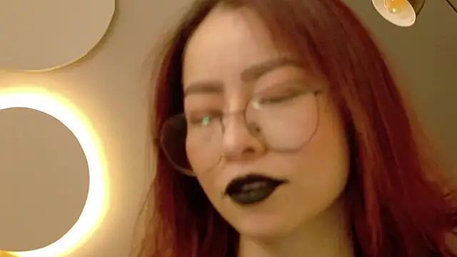 Snapshot of rosse_98_ chatting on 10.05.25 rosse 98 online show from 10.05.25