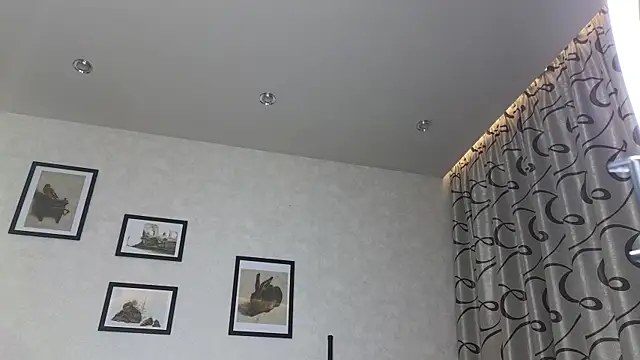 Snapshot of dolly_ll chatting on 03.20.25 dolly ll online show from 03.20.25