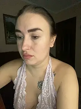 Snapshot of Roxana_Bell chatting on 02.11.26 Roxana Bell online show from 02.11.26