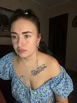 Snapshot of Roxana_Bell chatting on 02.19.26 Roxana Bell online show from 02.19.26