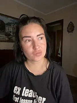 Roxana Bell online show from 06.12.26
