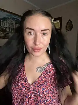 Roxana Bell online show from 06.21.26
