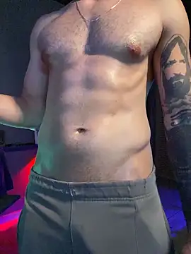 Snapshot of MachineDien chatting on 10.31.25 MachineDien online show from 10.31.25