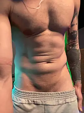 Snapshot of MachineDien chatting on 11.09.25 MachineDien online show from 11.09.25