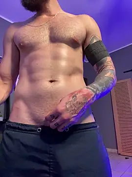 Snapshot of MachineDien chatting on 02.18.26 MachineDien online show from 02.18.26