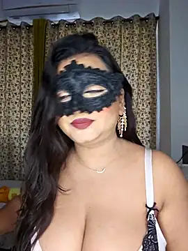 Snapshot of Blossam_07 chatting on 12.18.25 Blossam 07 online show from 12.18.25