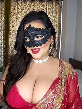 Snapshot of Blossam_07 chatting on 12.23.25 Blossam 07 online show from 12.23.25