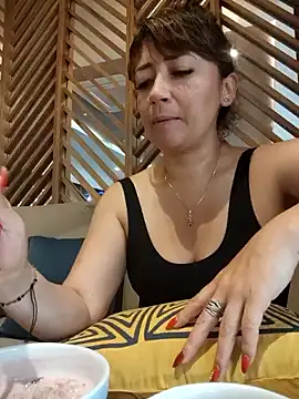 tata laima   online show from 10.02.25