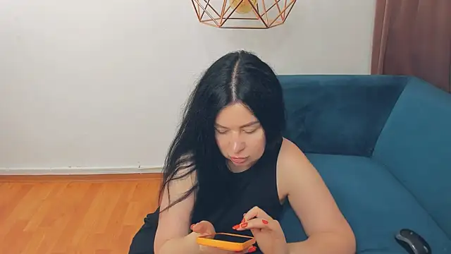 LayaFlow online show from 06.26.26