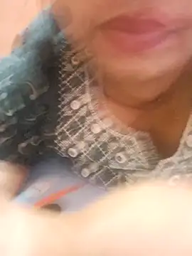 Snapshot of Ravina_patil1 chatting on 10.03.25 Ravina patil1 online show from 10.03.25