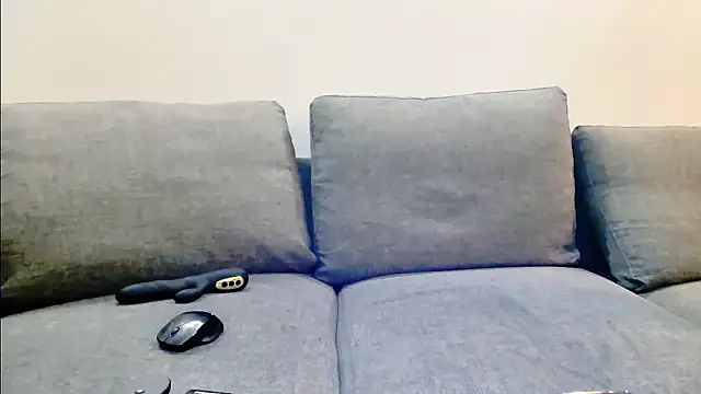 Snapshot of Fit_Yummy chatting on 02.16.25 Fit Yummy online show from 02.16.25