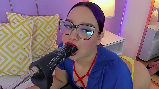 SophyRuiz  online show from 04.22.26