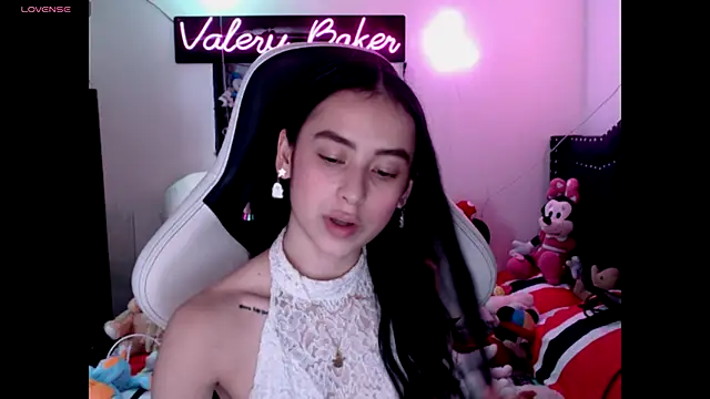 Snapshot of ValeryBaker_ chatting on 10.24.25 ValeryBaker  online show from 10.24.25
