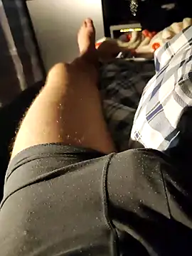 Snapshot of heszkewmeszke36 chatting on 10.28.25 heszkewmeszke36 online show from 10.28.25