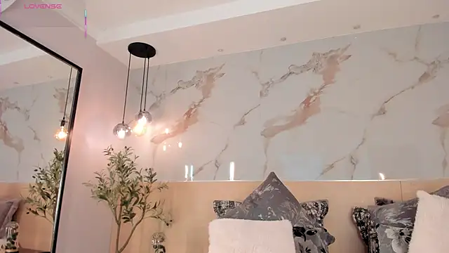 Snapshot of SteffanyBeck chatting on 02.27.26 SteffanyBeck online show from 02.27.26