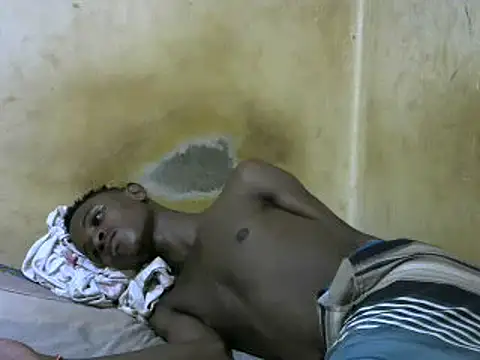 Snapshot of swthairydic chatting on 03.18.25 swthairydic online show from 03.18.25