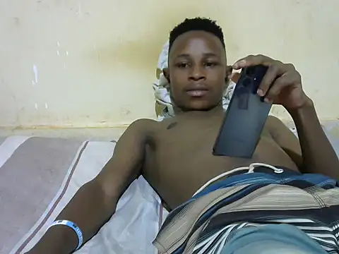 Snapshot of swthairydic chatting on 10.26.25 swthairydic online show from 10.26.25