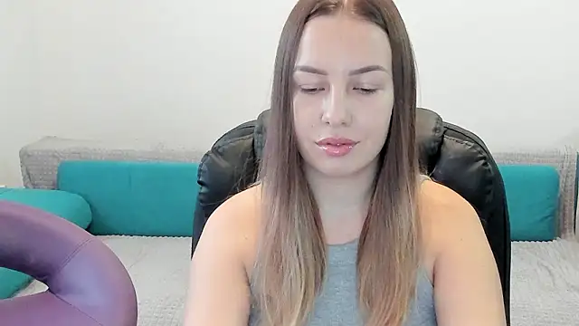 Snapshot of Mia_shy1 chatting on 01.15.26 Mia shy1 online show from 01.15.26