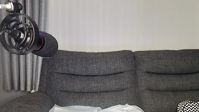 Snapshot of SquirtingIrishShannon chatting on 02.04.25 SquirtingIrishShannon online show from 02.04.25