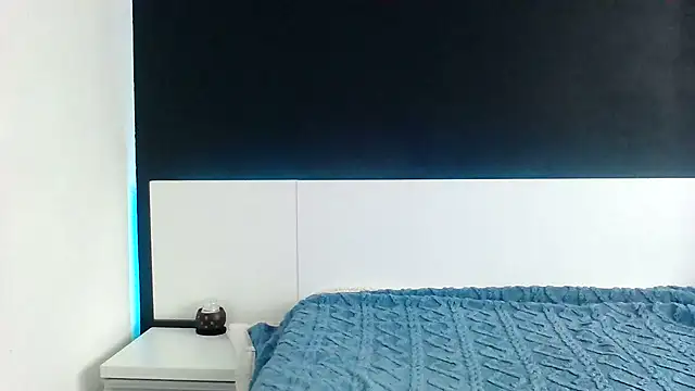 Snapshot of MikyVesela chatting on 12.02.24 MikyVesela online show from 12.02.24