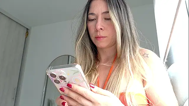  arianalzate  online show from 06.09.26