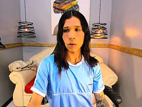 Snapshot of SaraSofia44 chatting on 10.29.25 SaraSofia44 online show from 10.29.25