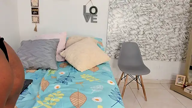 Canhela1 online show from 12.02.25