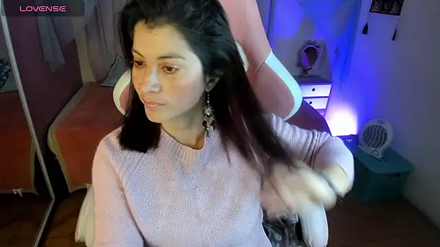 Snapshot of Aliiz_01 chatting on 02.21.26 Aliiz 01 online show from 02.21.26