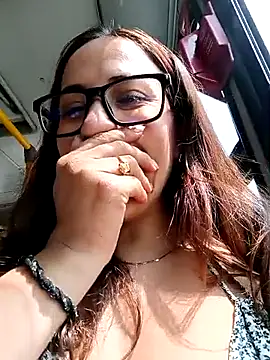 Snapshot of Lena-32 chatting on 03.11.25 Lena-32 online show from 03.11.25