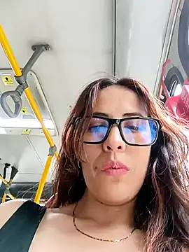 Snapshot of Lena-32 chatting on 03.20.25 Lena-32 online show from 03.20.25