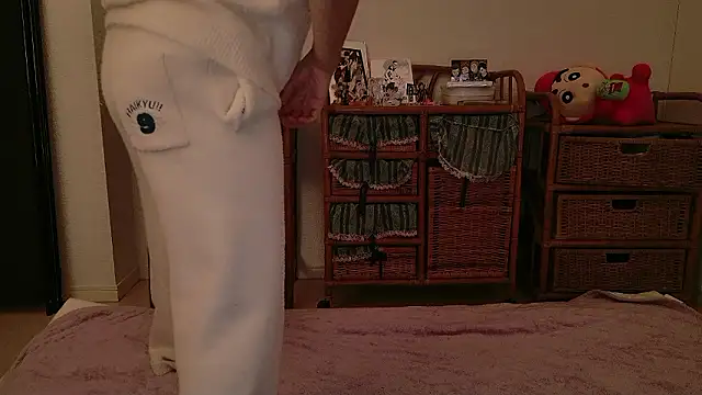 Snapshot of Megu_Melon chatting on 10.31.25 Megu Melon online show from 10.31.25