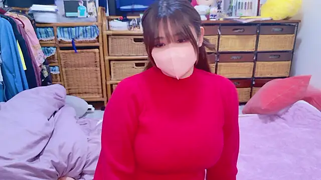 Snapshot of Megu_Melon chatting on 11.17.25 Megu Melon online show from 11.17.25