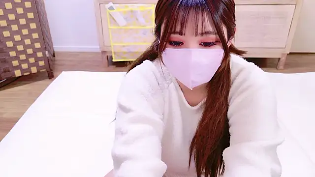 Snapshot of Megu_Melon chatting on 11.20.25 Megu Melon online show from 11.20.25