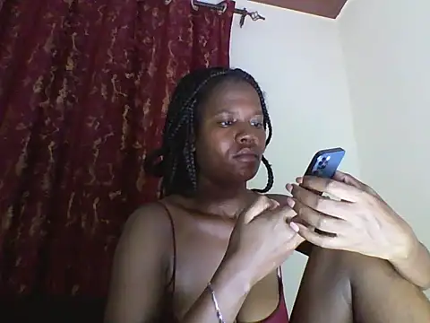 Snapshot of Cute_princcess chatting on 10.31.25 Cute princcess online show from 10.31.25