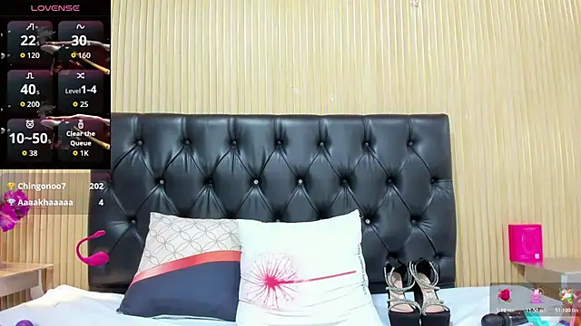 Veronica Tits online show from 06.25.26
