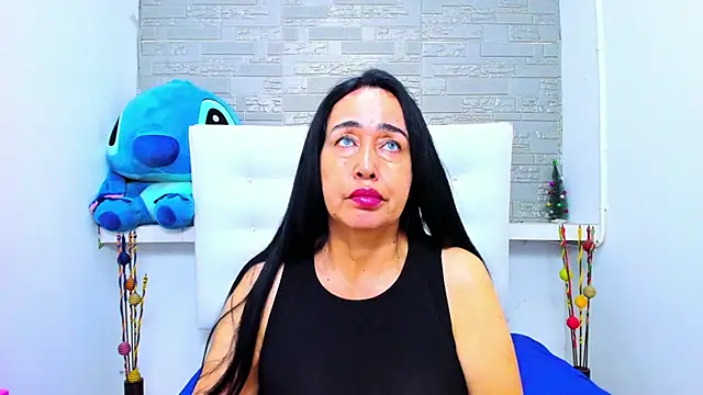 HorniestMilf online show from 10.12.25