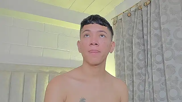 JulianRose 1 online show from 01.29.25