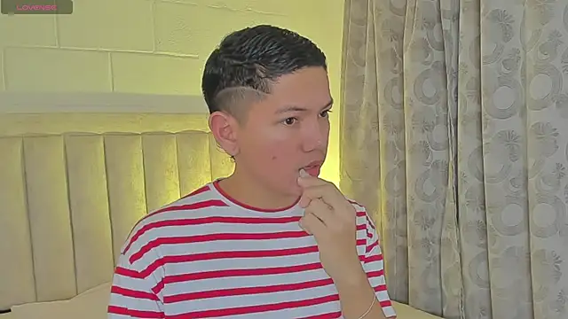 JulianRose 1 online show from 02.07.25