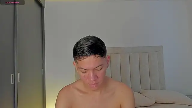 JulianRose 1 online show from 10.08.25