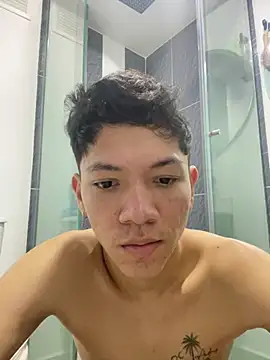 JulianRose 1 online show from 04.25.26
