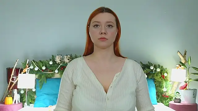 Snapshot of MileyMiller chatting on 12.21.24 MileyMiller online show from 12.21.24